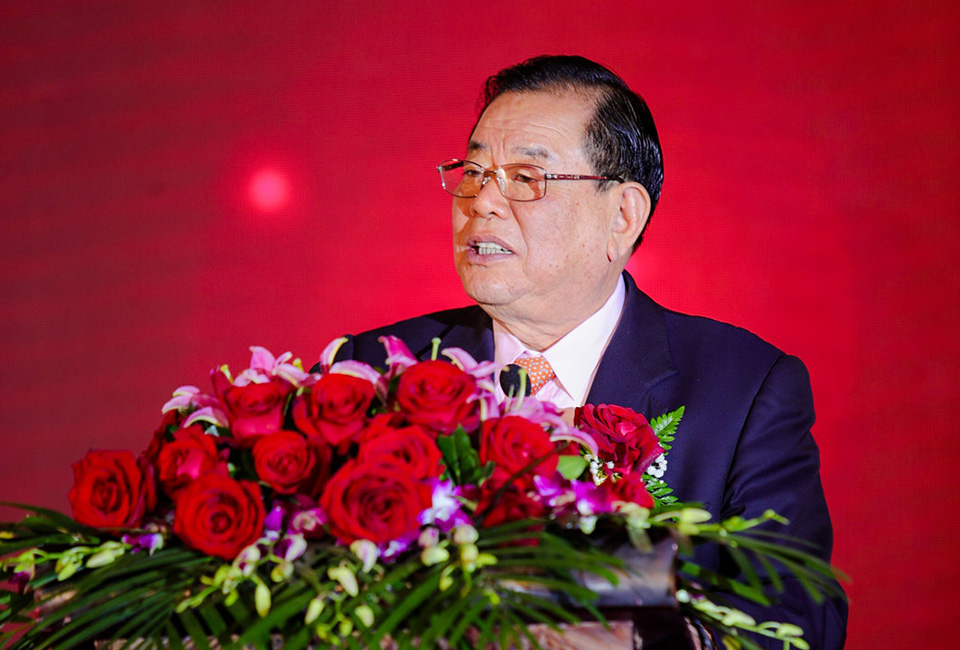 德業(yè)人將用心堅守使命,<br>為實現(xiàn)夢想不懼櫛風沐雨、砥礪前行。